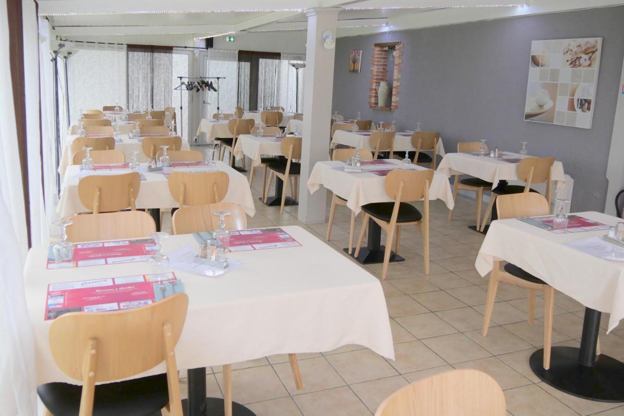 Hotel Restaurant Du Lac Graulhet エクステリア 写真